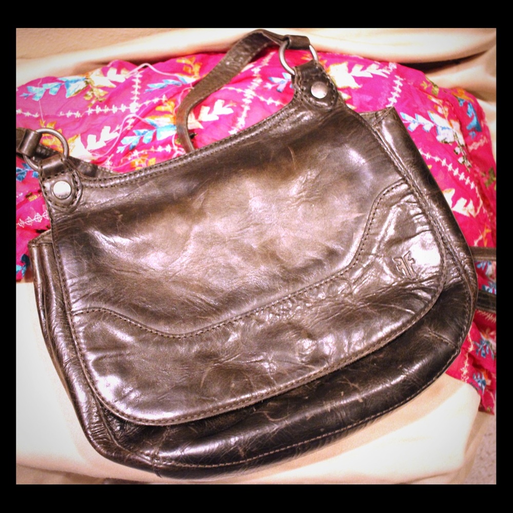 LIKE NEW Frye ‘Melissa’ Leather Crossbody Bag